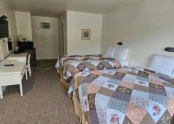 Granby River Inn & Suites