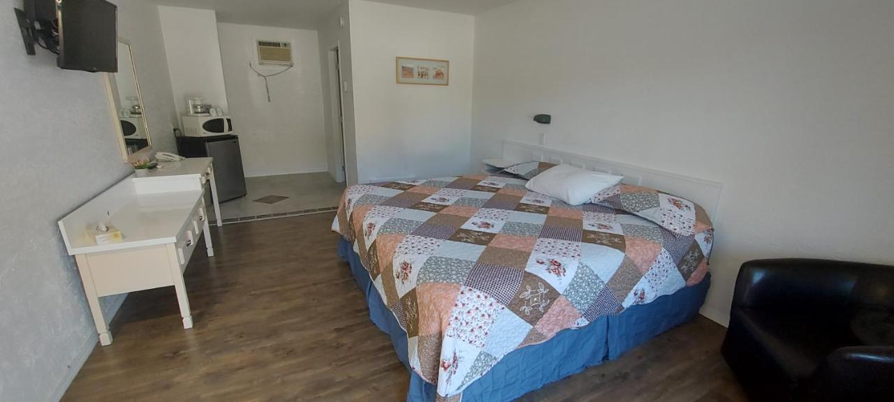 Granby River & Suites